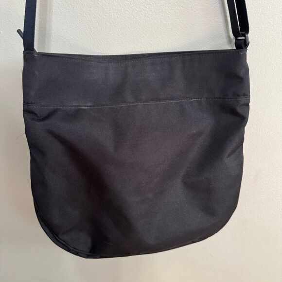 Vera Bradley black nylon crossbody bag 12” x 11” - Picture 2 of 6